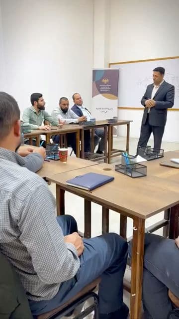 مديرية التنمية الإدارية بإدلب تنفذ تدريباً حول اتخاذ القرار وحل المشكلات